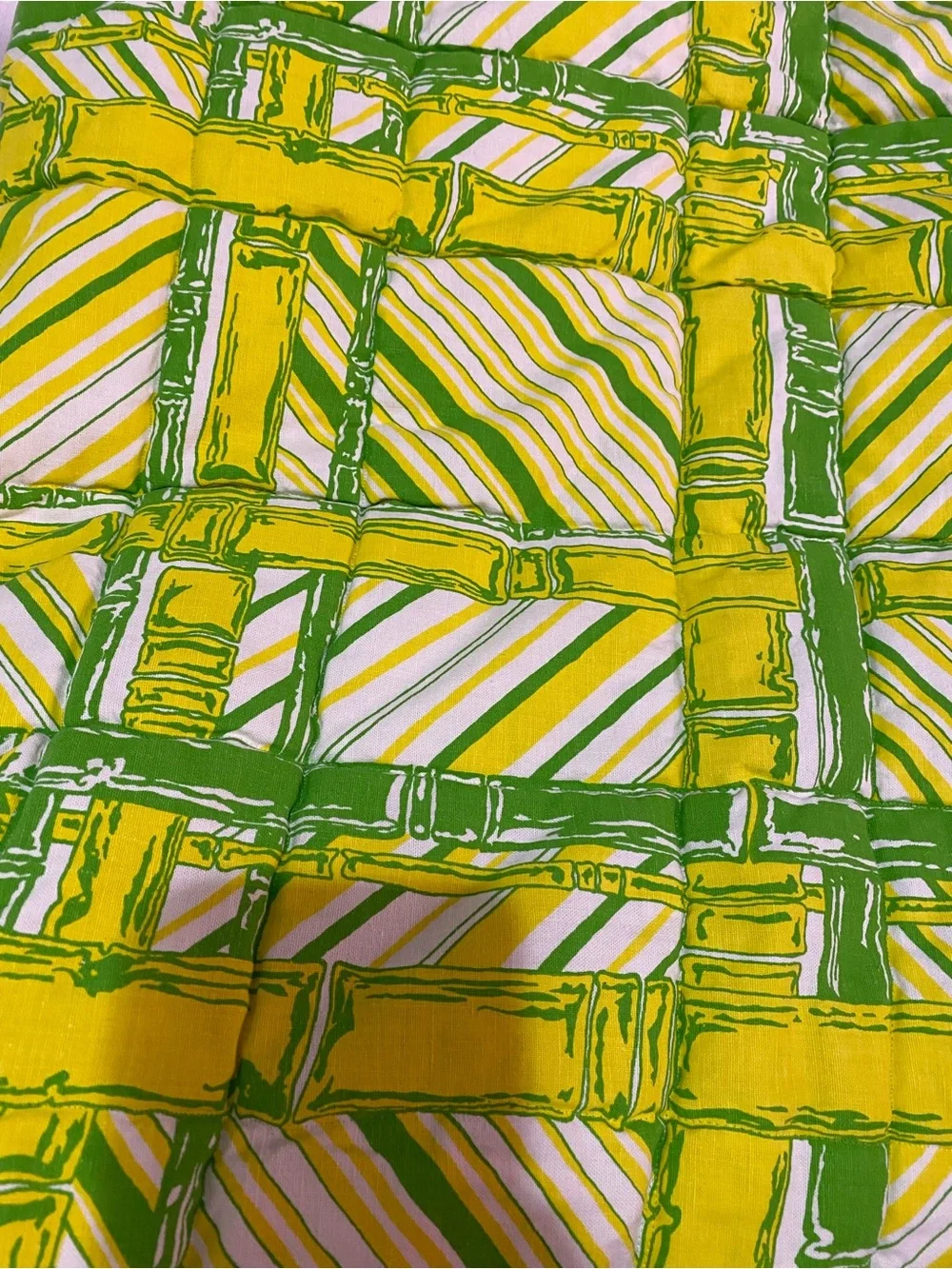 Vintage yellow/green bamboo pattern print King size bedspread/ cotton rich
